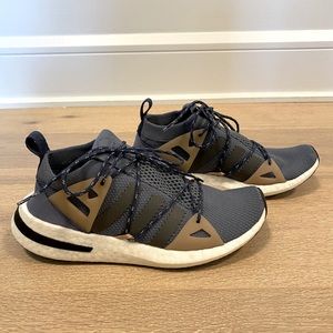 NWT Adidas Boost